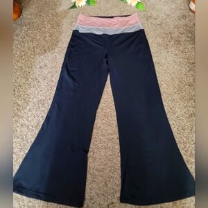 Shadow Sport Pants good condition color black Whith pink